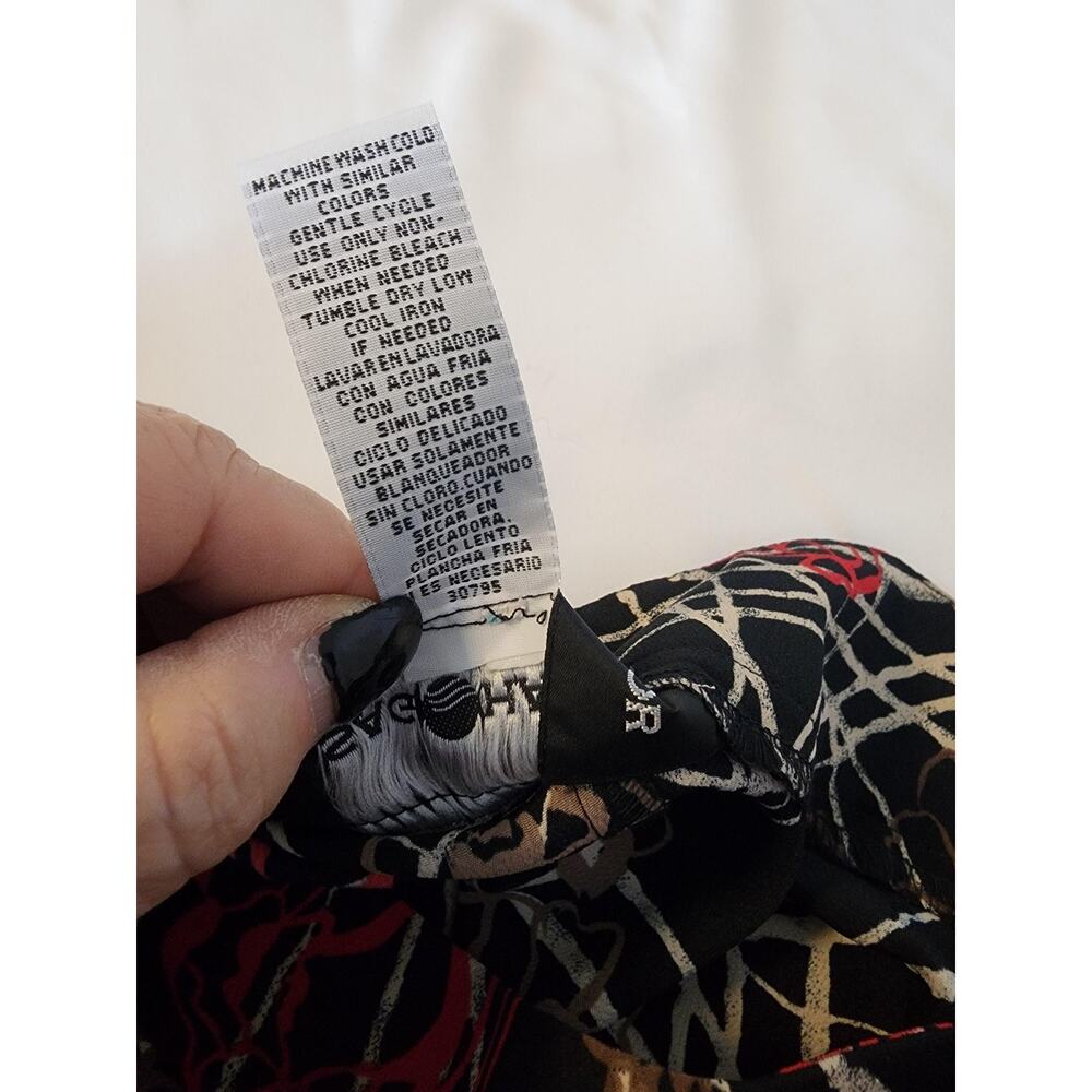 Sag Harbor Skirt Womens 14 Black Red Floral A-Line Knee Length Polyester Print - Picture 7 of 7